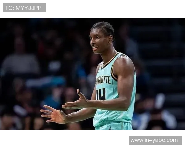 迪亚巴特表现出色9投7中高效斩获17分12篮板并贡献6个前场篮板